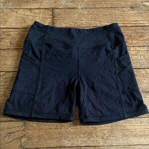 Women’s Black Performance Pocket Shorts